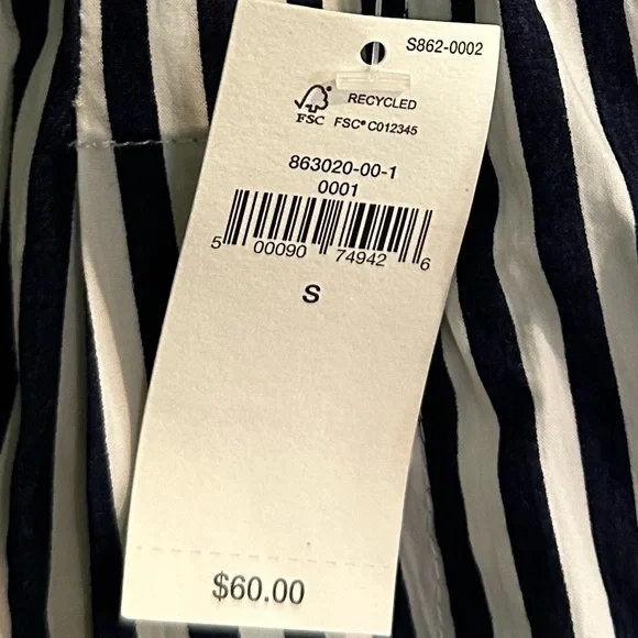 NEW WITH TAG Banana Republic striped black and white shorts. - Picture 3 of 3